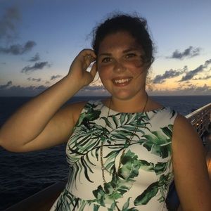 Meet your Posher, Ella